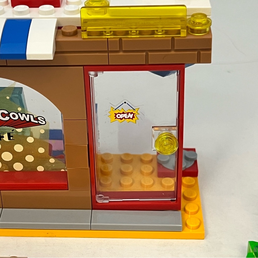 DC Lego 41231 Harley Quinn To The Rescue Cafe Partially Built Incomplete - Picture 4 of 16